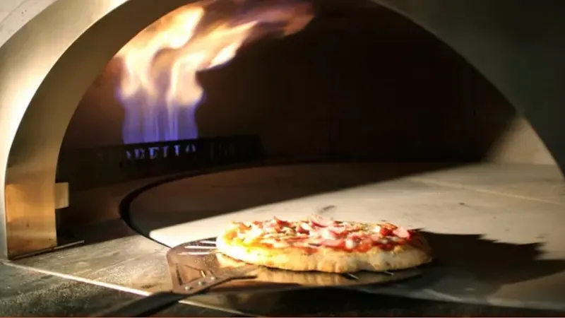 Pizzeria La Befana