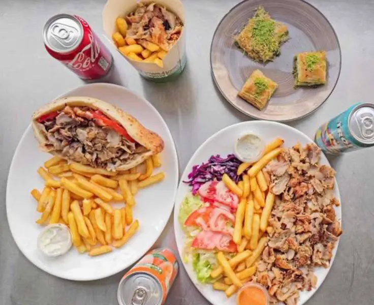 OSTURK KEBAB Y PIZZERÍA - Madrid
