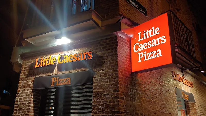 Little Caesars Pizza (Carabanchel) - Pizzería en Madrid - foto 2