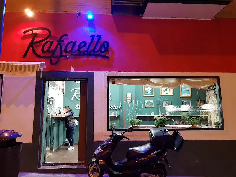 Pizzeria Rafaello - Pizzería en Madrid - foto 2