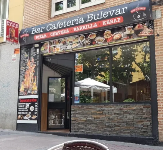 Kebap Pizza Cafeteria Bulevar - Restaurante en Madrid - foto 2