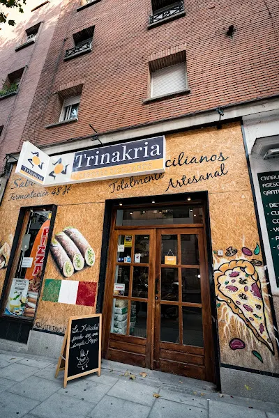 Trinakria Sabores Sicilianos - Pizzería en Madrid - foto 2