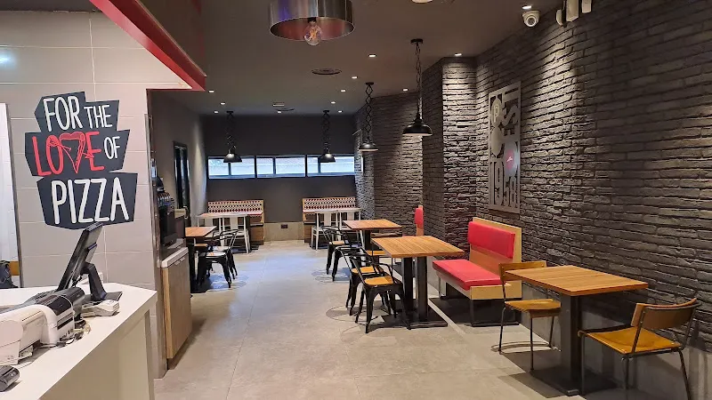 Pizza Hut - Pizzería en Madrid - foto 2