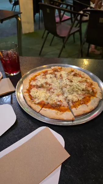 Apadana - Pizzería en Madrid - foto 2