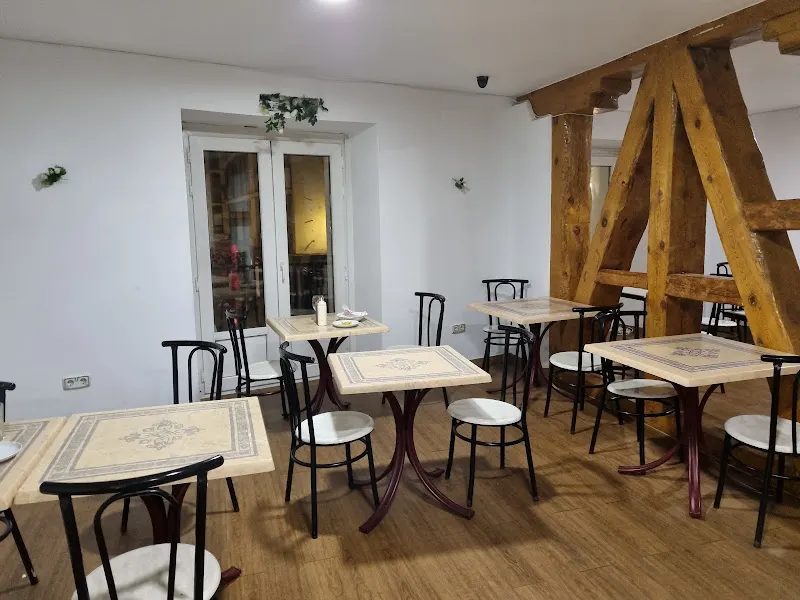 Edessa kebap - Restaurante de comida para llevar en Madrid - foto 2