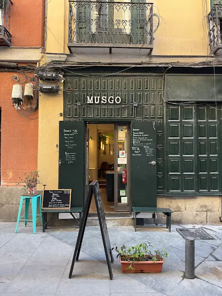 Musgo, Distrito Vegano Castizo - Restaurante en Madrid - foto 2