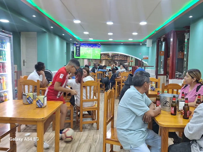 KEBAB LOS AMIGOS - Restaurante turco en Madrid - foto 2