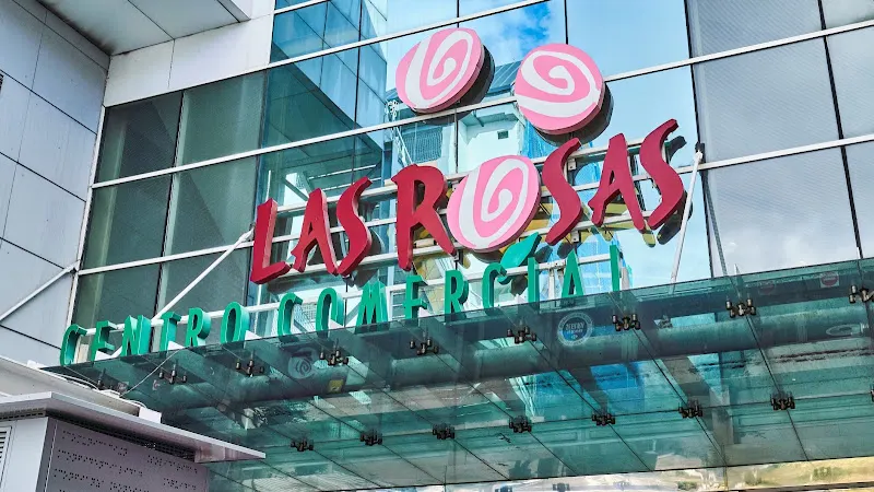 Centro Comercial Las Rosas - Centro comercial en Madrid - foto 2