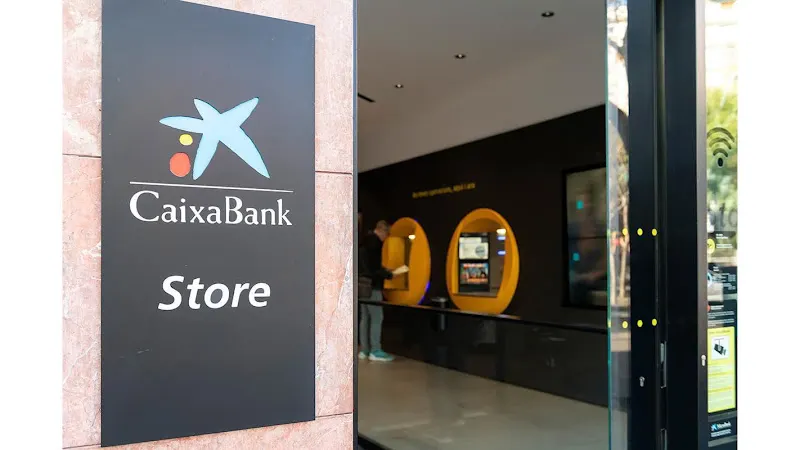 CaixaBank - Banco en Madrid - foto 2