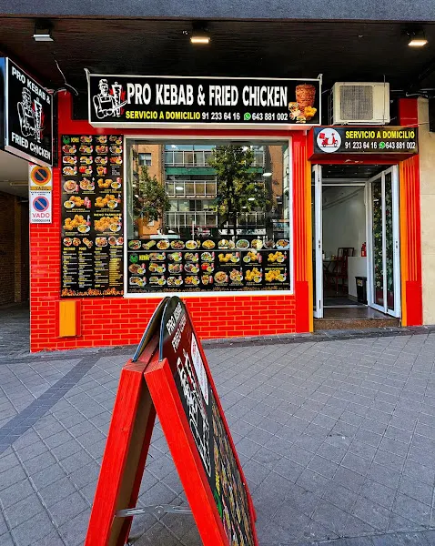 Pro Kebab & Fried Chicken & Grill - Restaurante halal en Madrid - foto 2