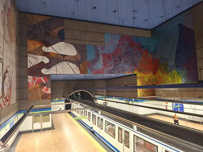 Alameda de Osuna - Estación de metro en Coslada - foto 3