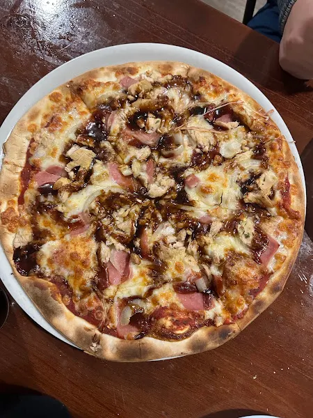 El Sanabrés Hamburguesería Pizzería