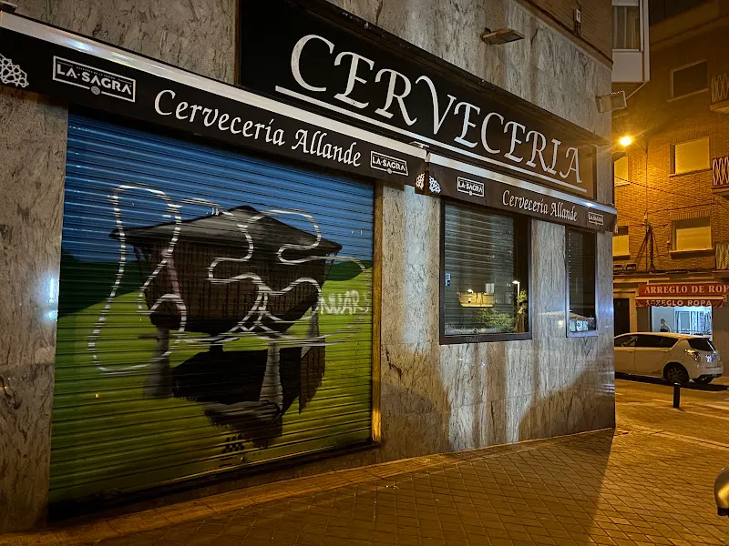 Bar Allande - Cafetería, Cervecería y Restaurante
