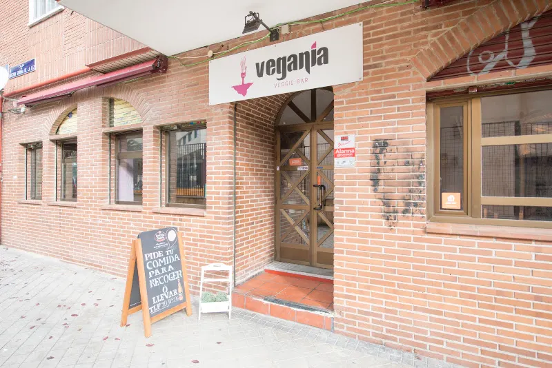 Vegania Veggie Bar Carabanchel - Restaurante vegano en Madrid - foto 2