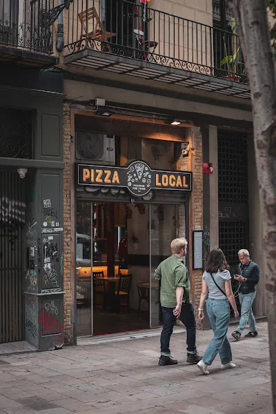 Pizza Local - Pizzería en Barcelona - foto 2