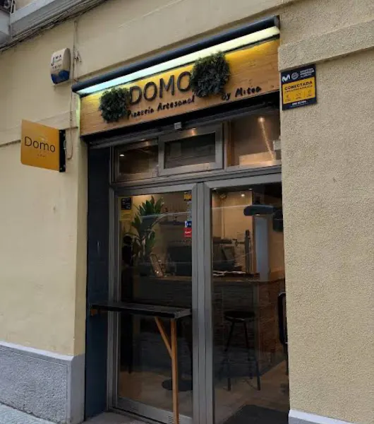 Domo Pizzeria Artesanal by Mitoa - Restaurante vegano en Barcelona - foto 2
