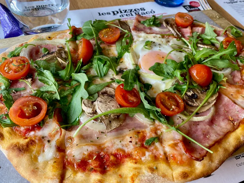 El Racó Còrsega. Pizzeria Mediterránea. - Pizzería en Barcelona - foto 2