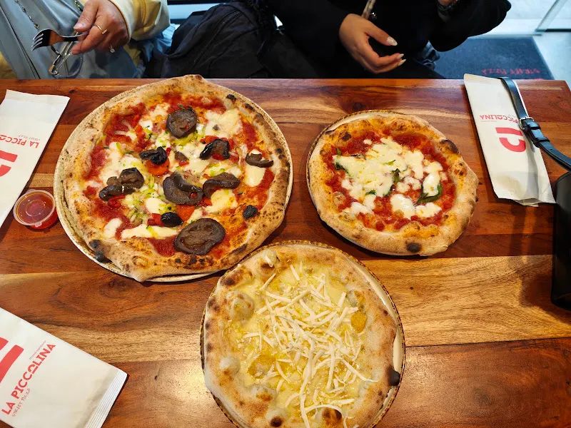 La Piccolina Take Away Pizzeria Napolitana