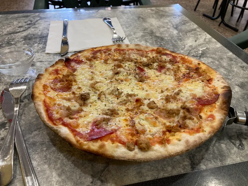Milan Pizzeria & Restaurant
