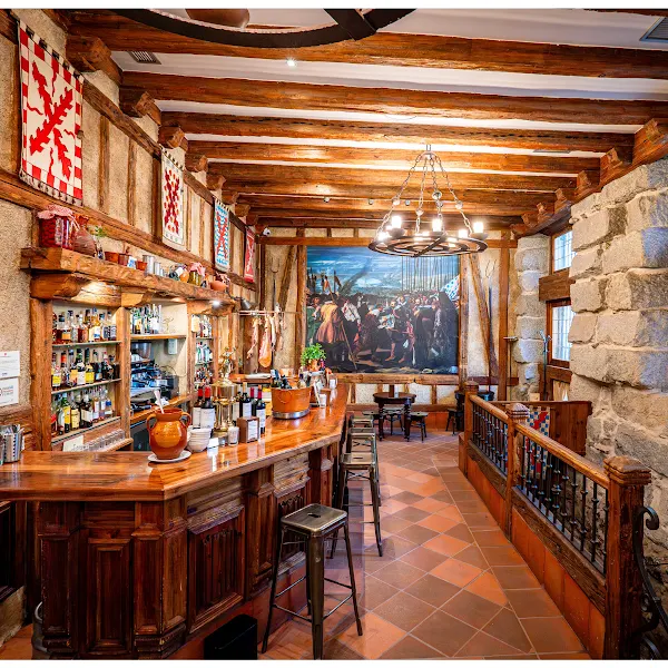 Taberna del Capitán Alatriste - Restaurante de cocina castellana en Madrid - foto 3