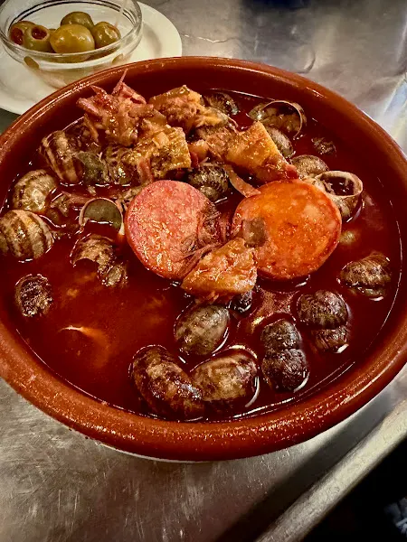 Restaurante Casa Amadeo Los Caracoles - Restaurante especializado en tapas en Madrid - foto 3