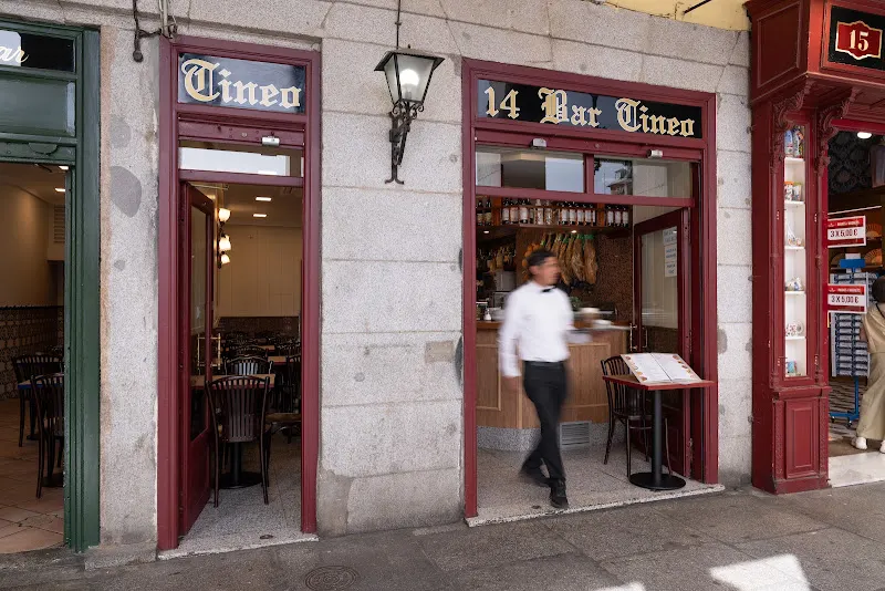 Bar Tineo - Restaurante especializado en tapas en Madrid - foto 2