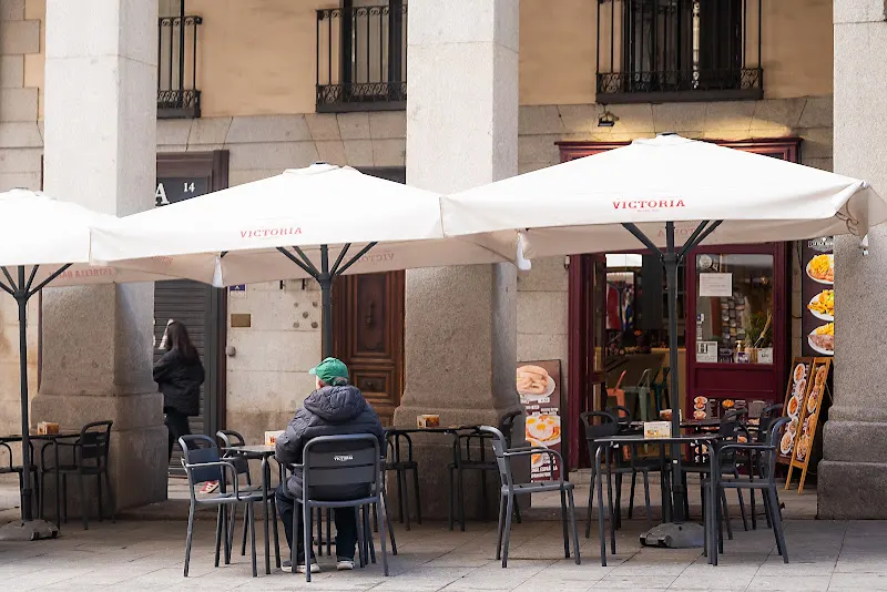 Taberna La Vieja - Restaurante de cocina española en Madrid - foto 2