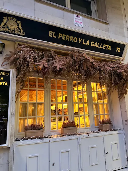 El Perro y la Galleta - Restaurante en Juan Bravo - Madrid