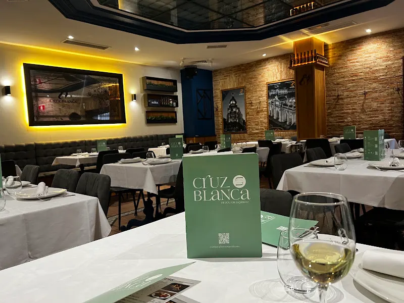 Cervecería Restaurante Cruz Blanca