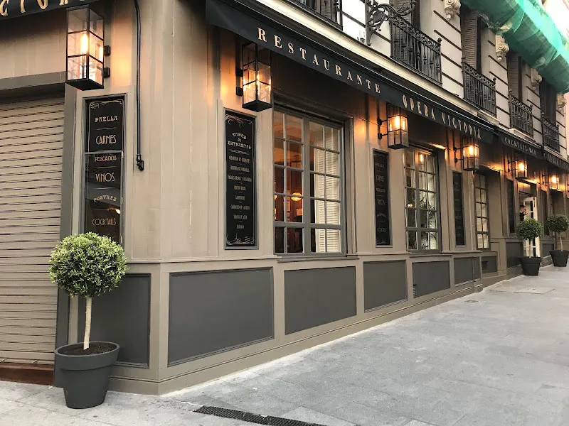 Ópera Victoria - Restaurante de cocina europea en Madrid - foto 2