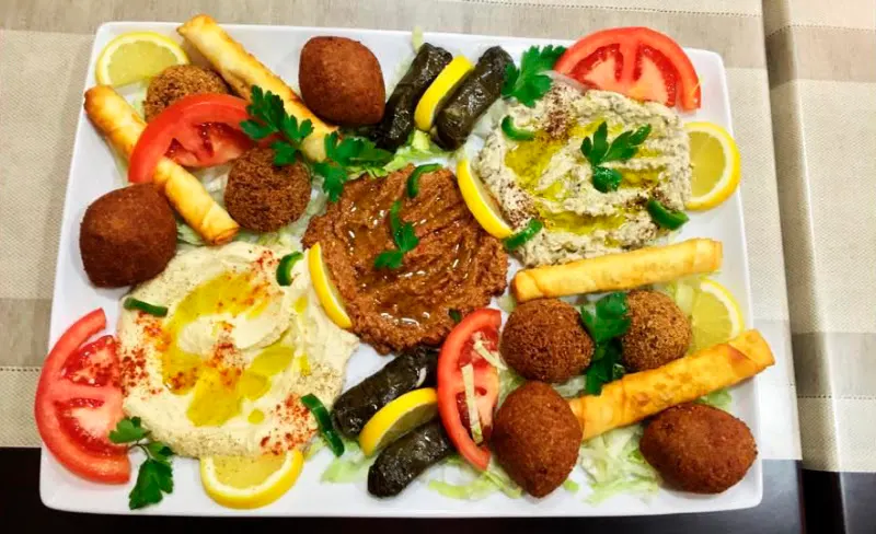 مطعم بوابة دمشق - Restaurante Damascus Gate