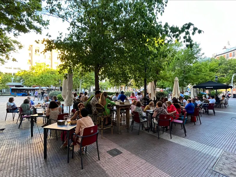 Catalina Chamberí - Cervecería en Madrid - foto 2