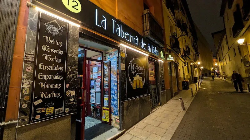 La Taberna de Al Lado
