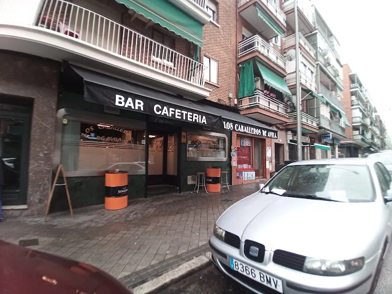 Bar Los Caballeros de Ávila - Restaurante en Madrid - foto 2