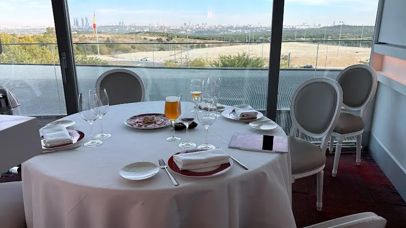 El Cielo de Urrechu - Restaurante de cocina española en Pozuelo de Alarcón - foto 3