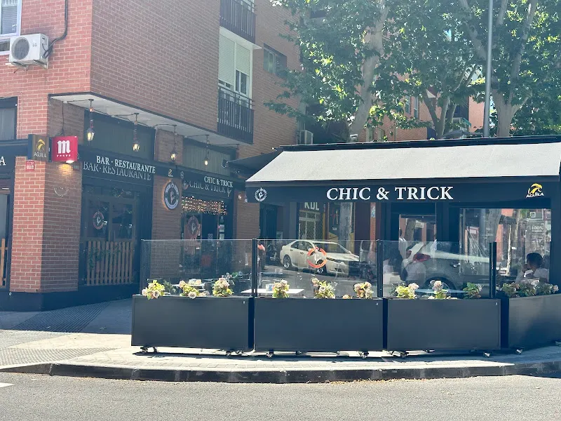 Chic & Trick Bar-Restaurante - Bar restaurante en Madrid - foto 2