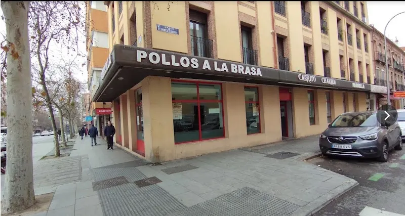 Carrito Charrúa - Restaurante especializado en pollo en Madrid - foto 2