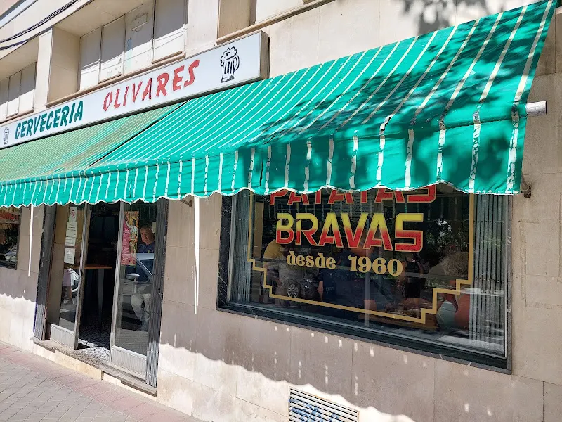 Cervecería Olivares - Bar en Madrid - foto 2