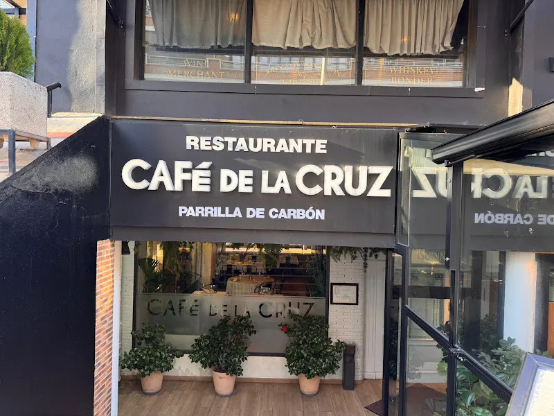Café de la Cruz - Pub restaurante en Madrid - foto 2
