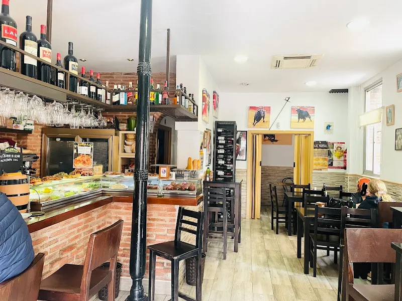 Taberna El Burladero - Restaurante en Madrid - foto 2