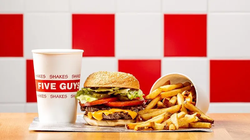Five Guys Burgers and Fries La Vaguada