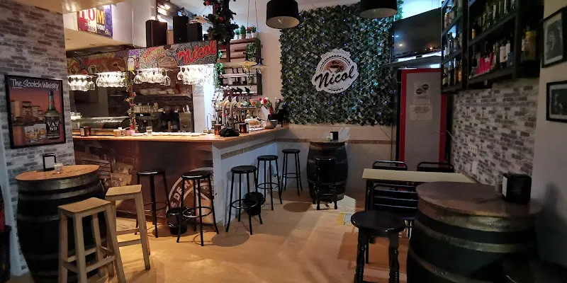 Bar Cafetería Nicol - Cafetería en Madrid - foto 2