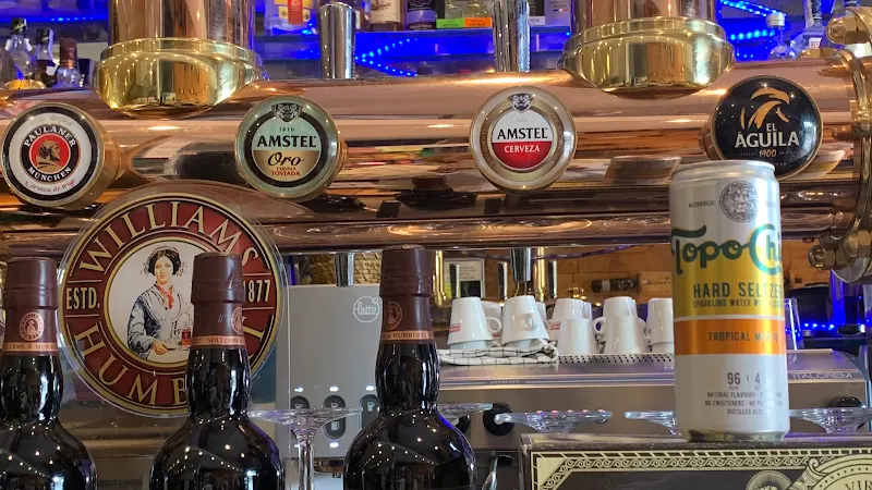 Soccer Bar Cervecería