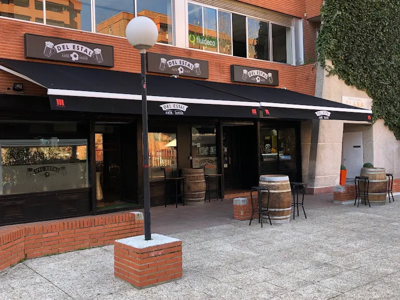 Del Estal café lunch