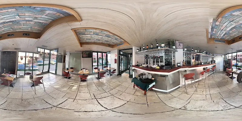 Cafetería Bar Restaurante El Chorrón