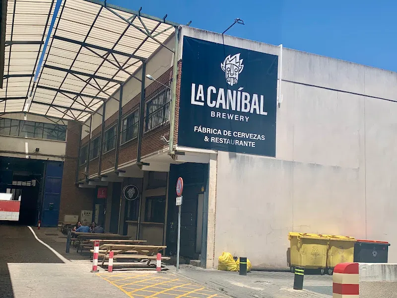 La Caníbal - Fábrica de cervezas