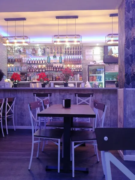 Fire Bar and Lounge - Bar restaurante en Madrid - foto 2