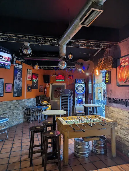 Stones Rock Bar