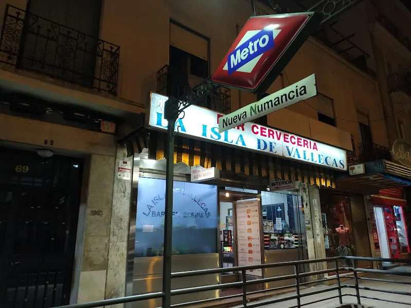 Bar la Isla de Vallecas - Cafetería en Madrid - foto 2