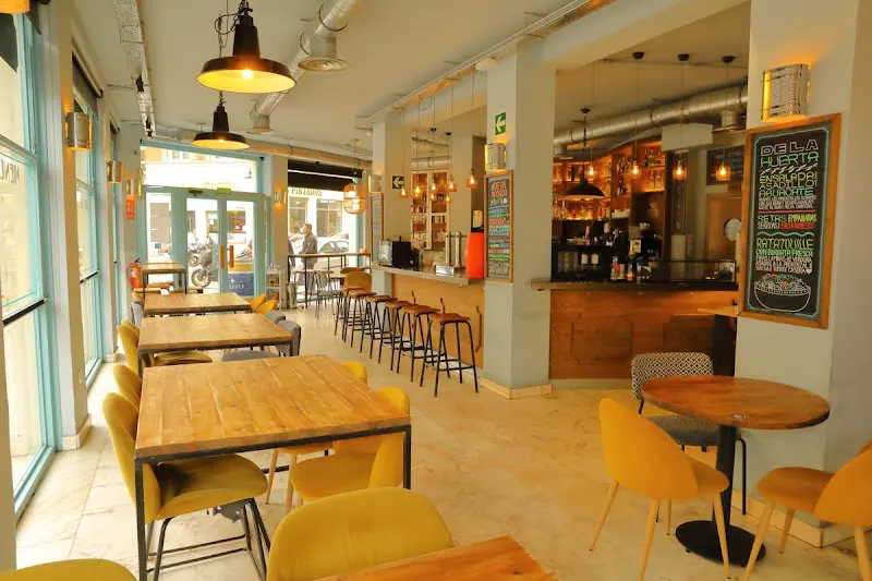 Taberna Ultramarín | Restaurante Matadero - Restaurante de cocina española en Madrid - foto 2